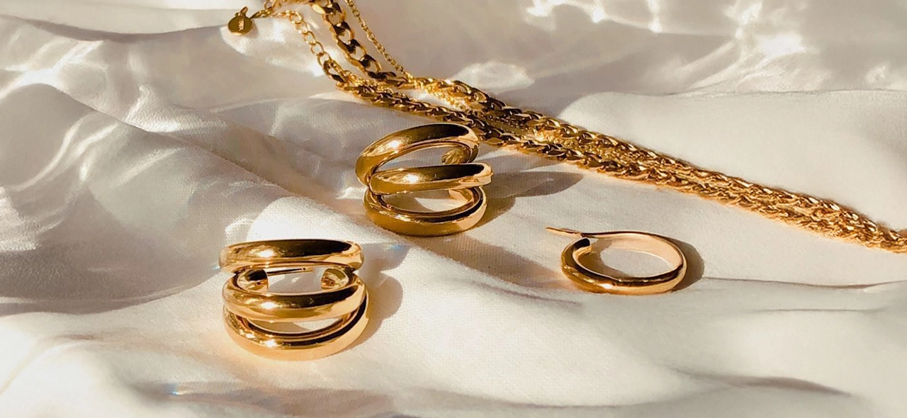 Quiet Luxury: por que isso está influenciando o mercado de semijoias